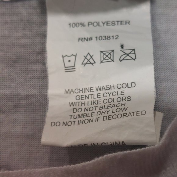 CREATIVE APPAREL CONCEPTS Women's 100% Polyester Graphic Long Sleeves Tee Med - Picture 13 of 13